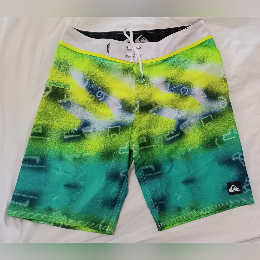 Quicksilver Board Shorts 34 Neon Pocket Surf Trunks Green Blue Beach Lake